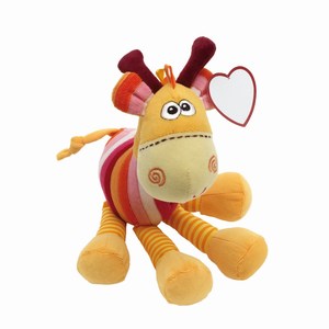 Giraffe Elfriede. Oranje.