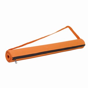 Kunststof gevlochten strandmat Coast. Oranje.