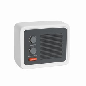 Radio in retro-stijl. Wit.