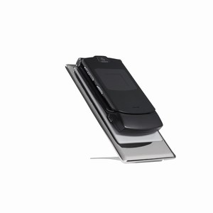 Metalen houder voor digitale camera. Zilver.